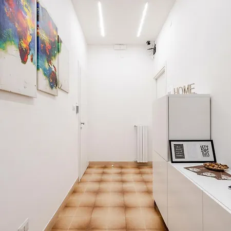Daire Domus Apartment, 5 Posti Letto