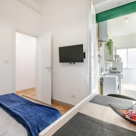 Domus Apartment, 5 Posti Letto Daire *