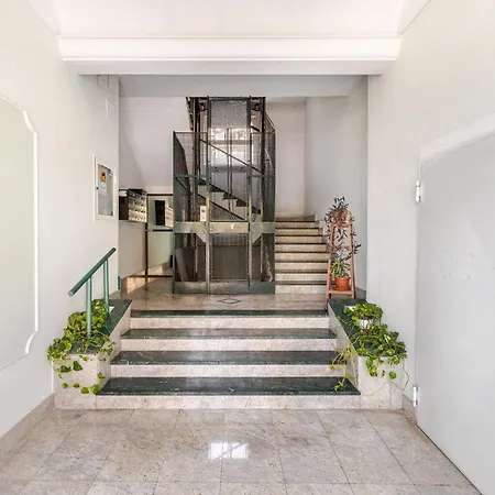 Domus Apartment, 5 Posti Letto Daire